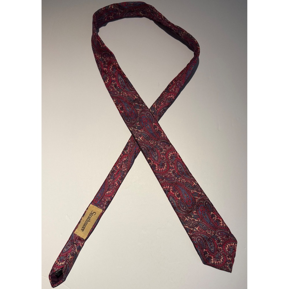 Strathmore Mens Silk Paisley Necktie Burgundy Blue Hand Made 56 Inch Long